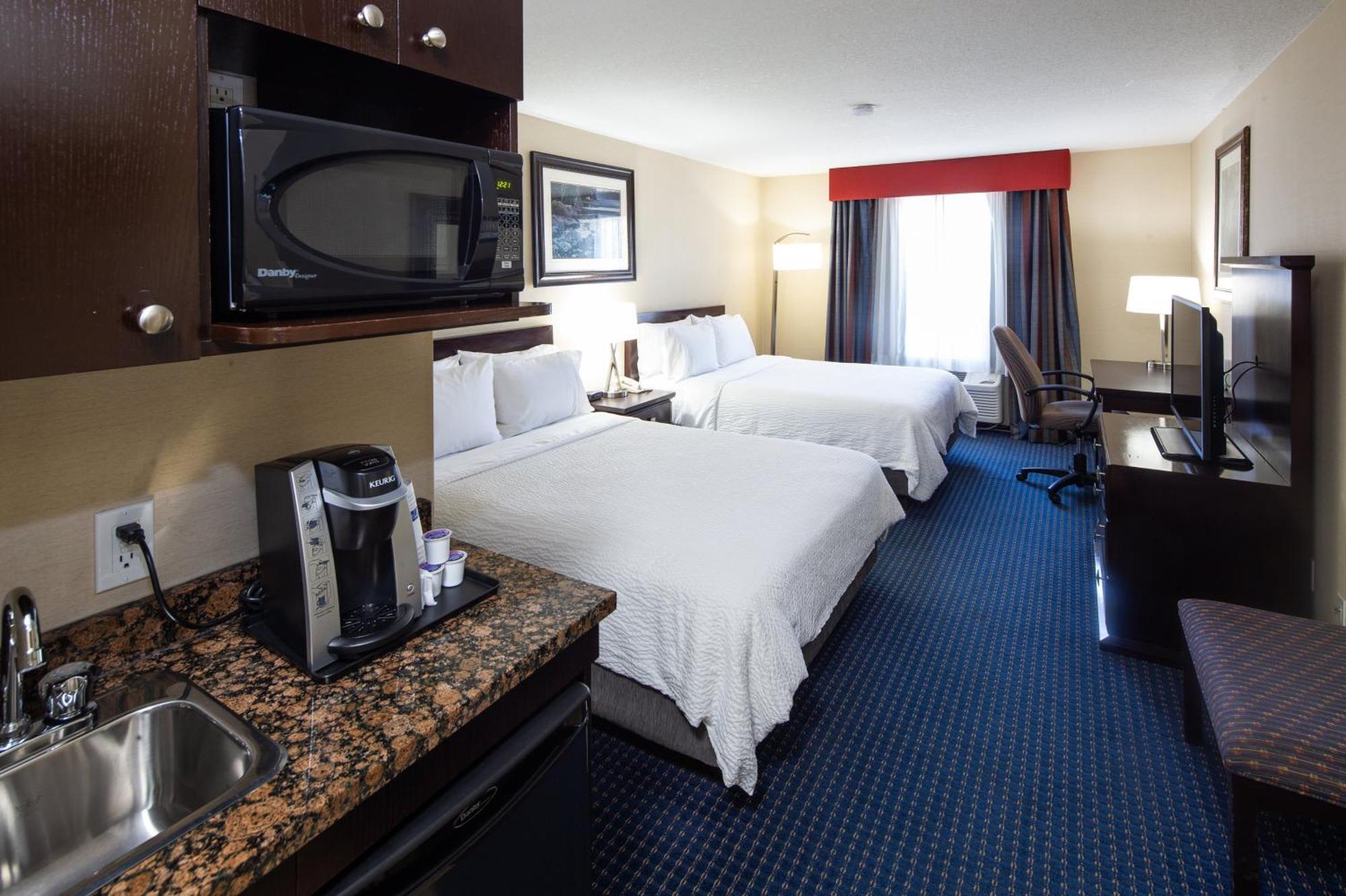 Holiday Inn Express Hotel & Suites Edson By Ihg Ngoại thất bức ảnh