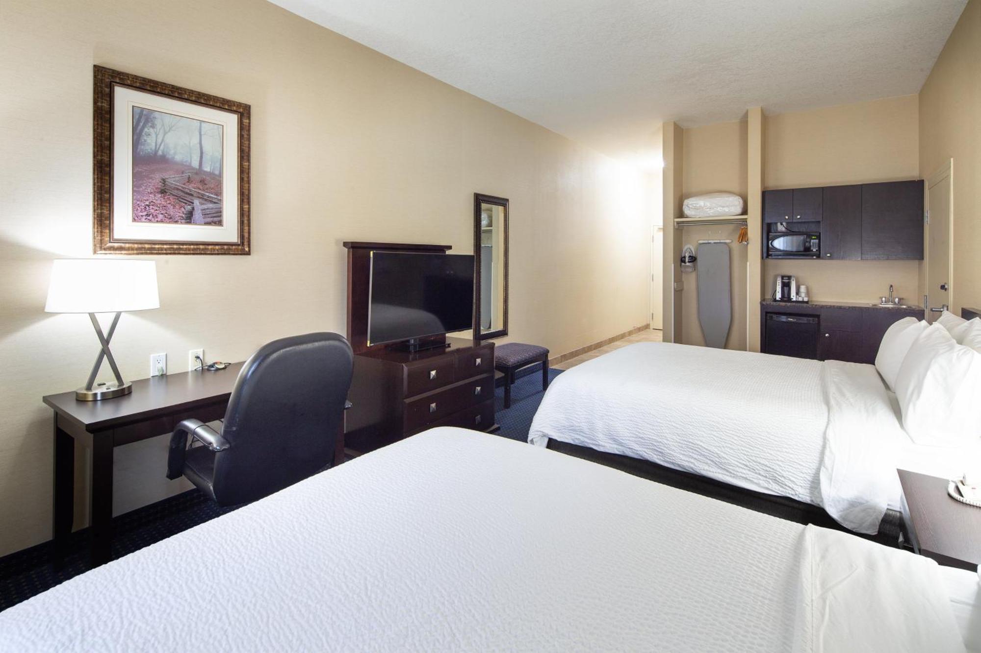 Holiday Inn Express Hotel & Suites Edson By Ihg Ngoại thất bức ảnh