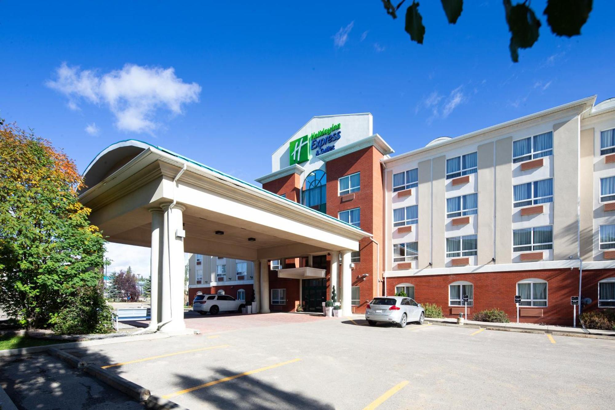 Holiday Inn Express Hotel & Suites Edson By Ihg Ngoại thất bức ảnh