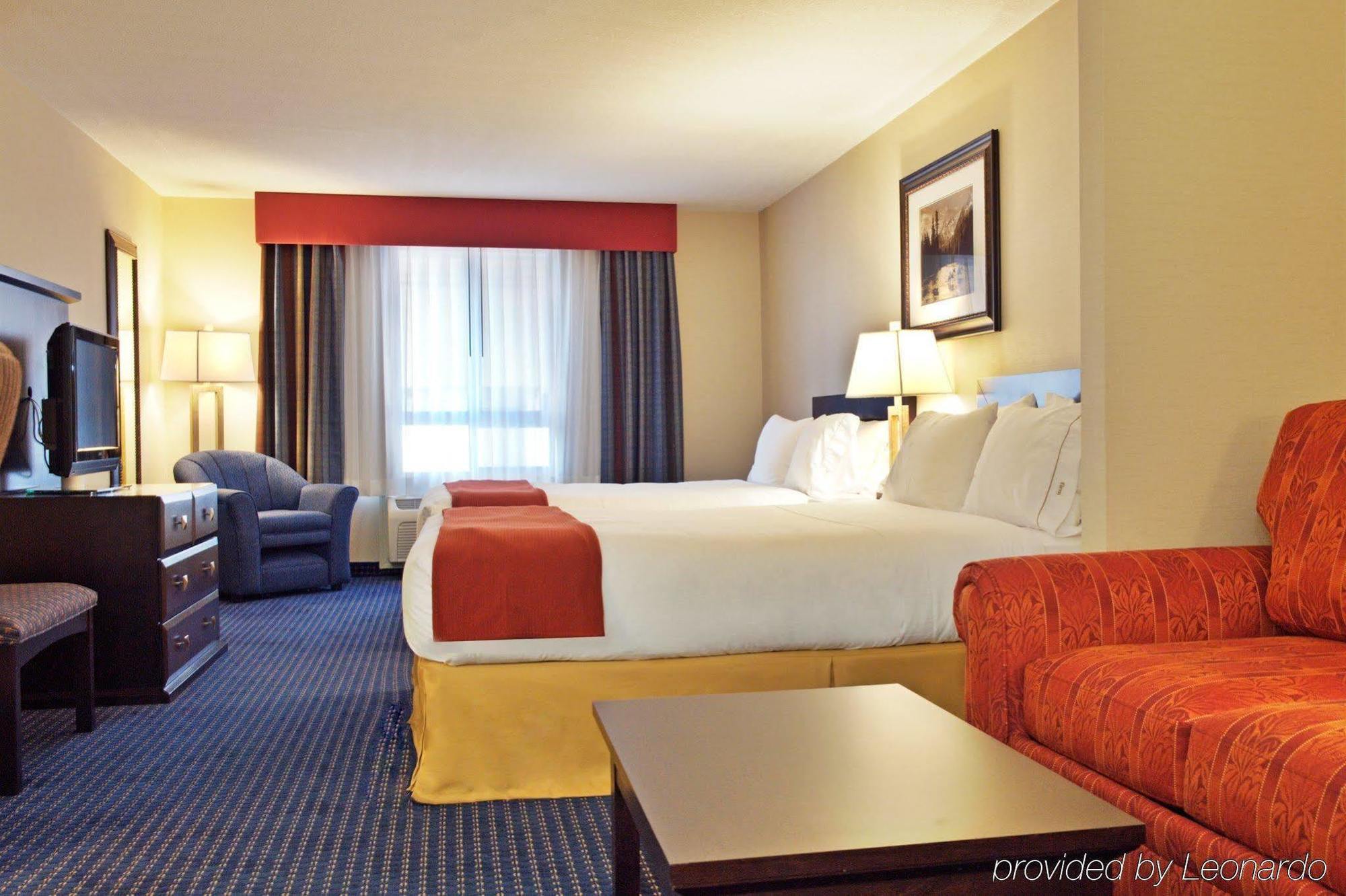 Holiday Inn Express Hotel & Suites Edson By Ihg Ngoại thất bức ảnh
