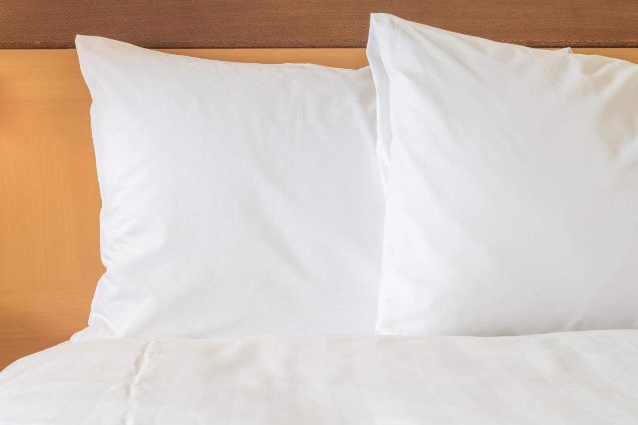 Holiday Inn Express Hotel & Suites Edson By Ihg Ngoại thất bức ảnh